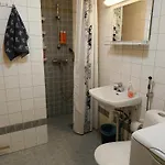 Parimoekki Kaarni - 1km Yllaeksen Rinteisiin シャレー