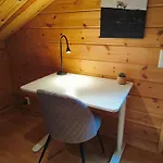 Parimoekki Kaarni - 1km Yllaeksen Rinteisiin シャレー Ylläsjärvi