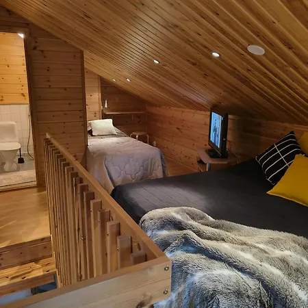 Chalet Parimoekki Kaarni - 1km Yllaeksen Rinteisiin *
