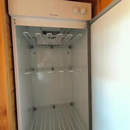 Parimoekki Kaarni - 1km Yllaeksen Rinteisiin シャレー *