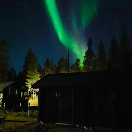 Parimoekki Kaarni - 1km Yllaeksen Rinteisiin Domek alpejski *