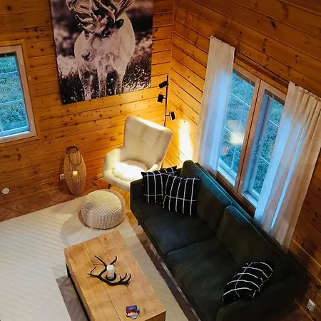 Parimoekki Kaarni - 1km Yllaeksen Rinteisiin * Ylläsjärvi