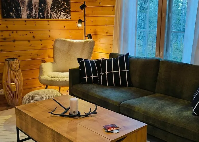 Parimoekki Kaarni - 1km Yllaeksen Rinteisiin *